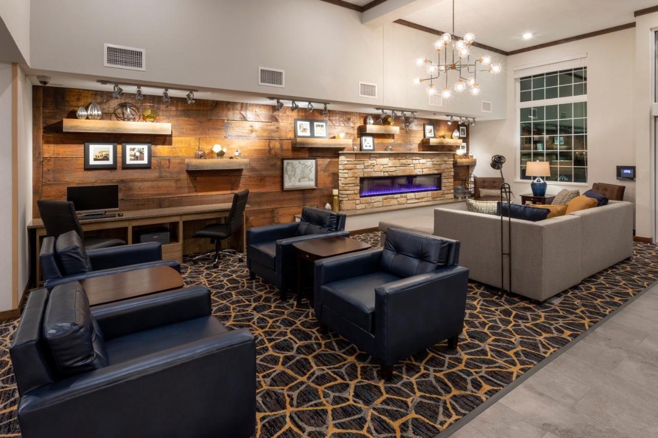 Grandstay Hotel & Suites Rock Valley Extérieur photo